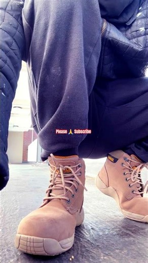 Quick set of PushUps In Between My Work! #workout #pushups #shorts #youtube #workoutathome #homegym