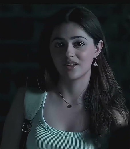 Aneet padda emotional scene #saiyaraa #bollywood #love you #trendingnow