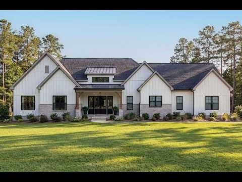 3-4 Bedroom Modern Farmhouse Style Home | Exclusive Design | Plan 009-00493