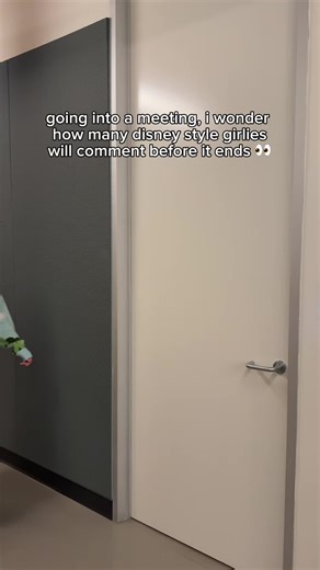 Best Disney Style Outfits for Fashion Enthusiasts