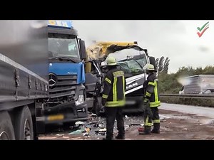 [BAB A1 - Schwerer LKW-Unfall am Stauende bei Hagen] RTH im Einsatz - Rettungshubschrauber startet