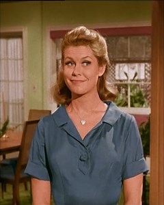 She's the most magical of all, and she would have turned 91 today ✨ let's remember Elizabeth Montgomery as the divine icon of #Bewitched in this compilation of her best moments: https://bit.ly/HappyHappyBirthdayElizabethMontgomery | Classic TV Rewind