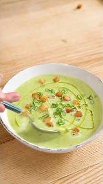 Wild garlic potato soup 🥔