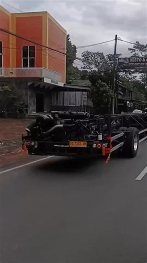 Kurnia Lesani Adnan | Mengenang Itu Hanya Untuk Menghargai Kebaikan Yang Pernah Di Lalui, Kalau Mengingat Hanya Mengembalikan Ke Kecewaan Yang Terlampaui...... 😉... | Instagram