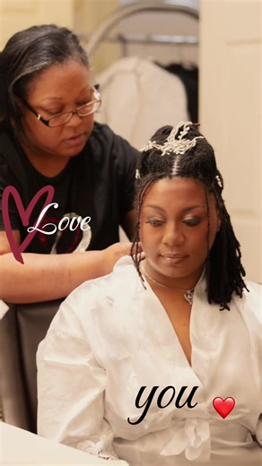 Big sis energy 💪🏽 Always in my corner. She protected me, now it’s my turn. Happy Birthday 🎉👑 #BigSister #SisterStrong #RideOrDie #BirthdayQueen @Towanda Taylor