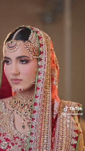 Stunning Pakistani Bride Outfits for Your Wedding