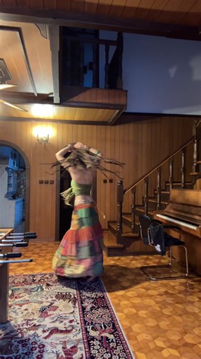 Estilo de Vida Hippie: Música y Danza