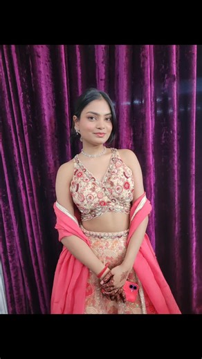 soni kapoor on Instagram: "Party makeup #beautiful #light #nude"