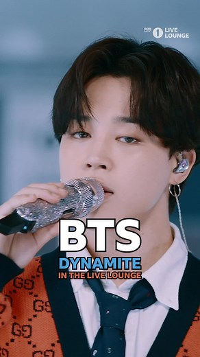 BTS Performs ‘Dynamite’ Live at Lounge Event