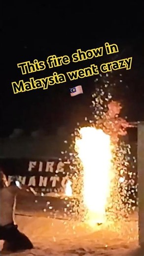 This PENANG Beach Fire Show is Insane! 🤯🔥 (Batu Ferringhi)
