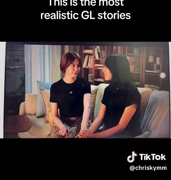 At the age of 30 yiming try to find happiness with tingting, after divorced. With additional challange in life that she had autistics son added the drama in this series. This series is soooooo closed to me. It’s like i am watching my own love story. It is not easy to start a dream live with our women, yet the sacrifice seem a burden to each other.