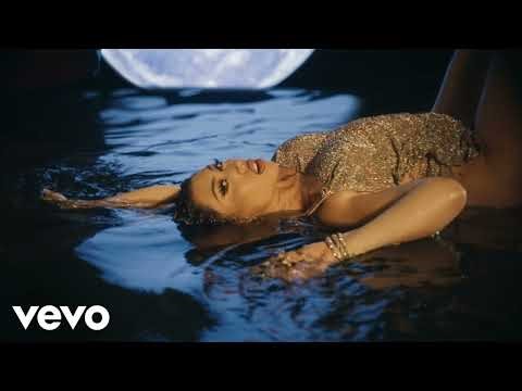 Kali Uchis - Moonlight (1 Hour Loop)