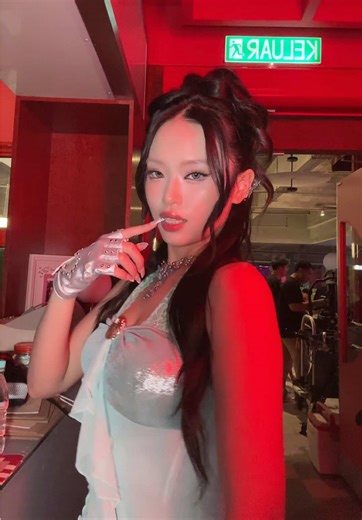 Outfit Change Rush in MV Shoot