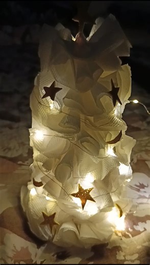 DIY Tissue Paper Christmas Tree 🎄 #Simple Christmas Craft #diy #christmas decoration#shorts#explore