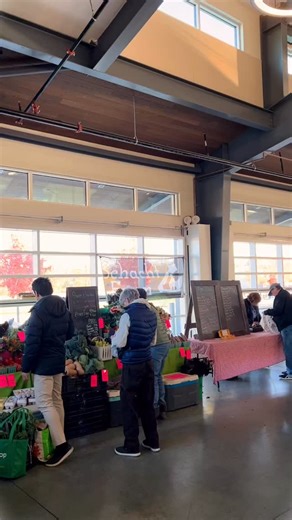 Don’t miss out on November markets! Starting November 1, the Bloomington Community Farmers’ Market moves indoors to the Pavilion at Switchyard Park for the first four Saturdays in November. The Market will run from 9 a.m. - 12:30 p.m. 2025 marks the third year of collaboration between us and the Bloomington Winter Farmers’ Market. Let’s Keep the Market spirit going all throughout November! Video description: 16 seconds of clips showing produce, people, and the scenery of the indoor market at the