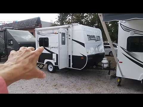 VERY LIGHTWEIGHT TRAVEL TRAILER...very easy to tow!!!