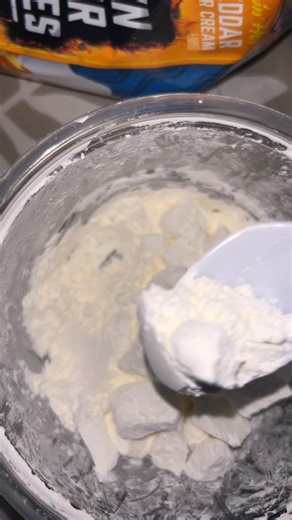 Exploring the Pleasure of ASMR Cornstarch Crunching