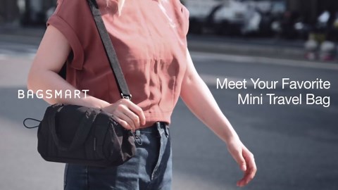 BAGSMART Reiki Mini Gym Bag for Women, Small Dance Bag, Mini Crossbody Bags for Women with Detachable Strap, 5L Shoulder Bag(9.8 * 5.9 * 5.9 inches), Baby Pink