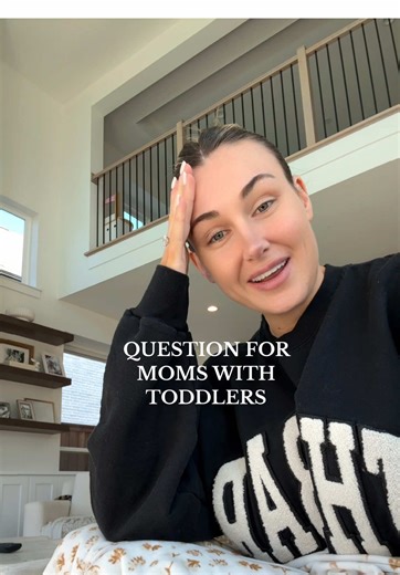 We sleep trained her when she was a baby and she was a pretty good sleeper until around 3 and now we've unlocked a whole new level of sleep regression. 😅 #toddlermom #toddlersleep #toddlersleeptips #toddlersleephelp #momsoftiktok #momof4 #sleepteaining #momlife