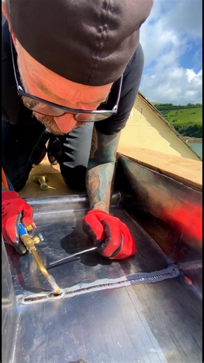 Part 2 of this super fun code 6 flat roof. Doing jobs like this almost feels like a hobby. | Leadwork SW