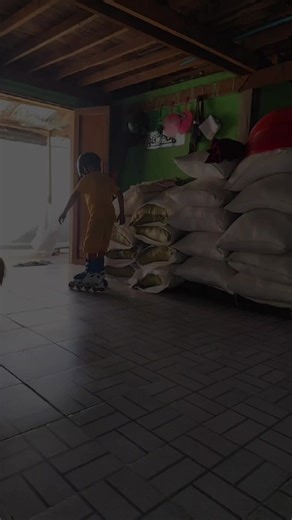 original sound - pyone pyone ပါဝင်သည့် pyone pyone (@pyone.pyone1649) ၏ ဗီဒီယိုများ