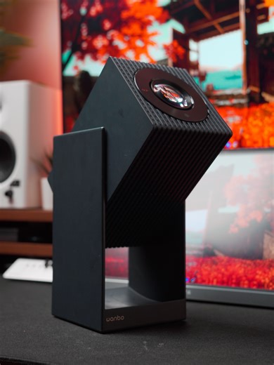 Watching the 2026 Winter Olympics on the Wanbo Cube 2 Pro and the experience feels like having a mini cinema at home. The big projection makes every moment more immersive, especially when watching winter sports highlights on a larger screen. Quick Highlights: • Full HD projection with vibrant colors • Smart system with built-in apps • Auto focus & auto keystone correction • Compact and portable design • Built-in speakers for easy setup @Wanbostore #wanbo #wanboph #projector #wanbocube2pro #winte