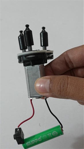 How to make dc motor 3 spinner rotator | nimh rechargeable battery | gear system