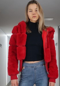 Phoebe Combes 07/08/2021 • CelebMafia