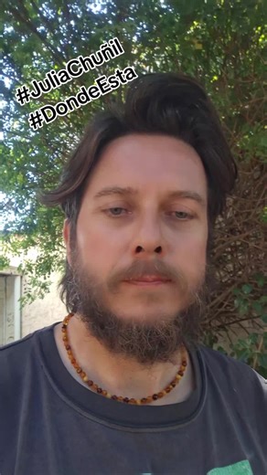 Exploring Gender Roles and Social Manipulation