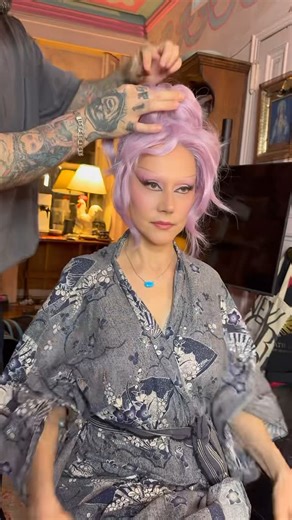 Susanne Bartsch on Instagram: "Glaming up here for last night's ON TOP #bedroomlook mug @deney_adam topped off @blaqfrancishair 🔛🔝 #look #ontopnyc #bartschlandbook #talesofnewyorknightlife BOOK available @abramsbooks #susannebartsch #bartschland #susannebartschontop documentary streaming on amazonprimevideo @wowpresentsplus and on all major streaming platforms #thisisthefrontandthisistheback #liveshow #performance #art #makeup #wigs #showbiz"