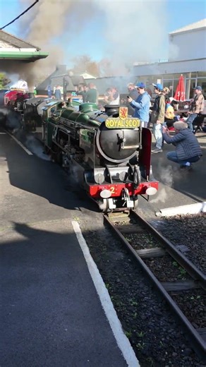 This Miniature Steam Engine Runs Like a Full-Size Locomotive #shorts #railway #impressive