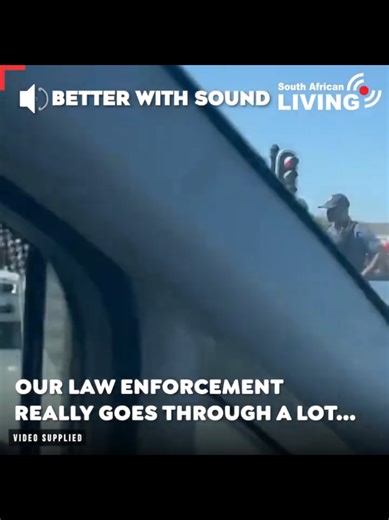 No chill moment in South Africa 🤣🤣 #southafricanliving #SAMA28 #RainbowNation #TrendingVideos #FunnyVideos #ViralVideos