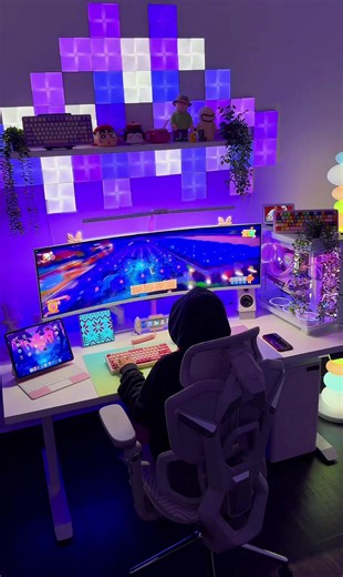 Mỗi lần vào phòng bật đèn hết 15p 😂 #light #lightroom #pcsetup #viralvideo #anhsang