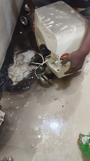 Geyser servicing at Home Kolkata #facebook #Geyser #viral #electrical #servicing | Das Electric & Experiment