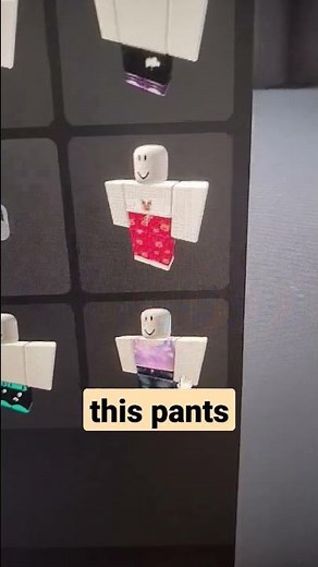 how to make a free Christmas avatar in Roblox