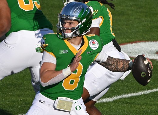 Dillon Gabriel College Stats: Inside the Sensational Record-Breaking Numbers of the Browns' QB1