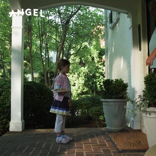 “Love, compassion, and a gentle reminder of what truly matters.” ♥️ In Summer Snow, Dan struggles to hold his family together after the loss of his wife. Unsure how to care for his children, he leans on faith—and the big heart of his young daughter, Hallie. Her creative acts of love often leave Dan scrambling, but through each challenge, the family learns how one life can make a real difference. Watch Summer Snow now on Angel and see how faith, hope, and love can transform a family—and those aro