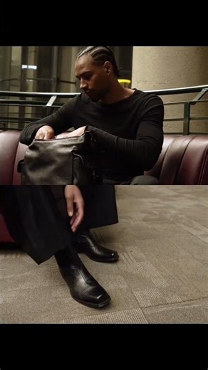 Deaven Booker wears the Men’s Craft & Comfort Collection