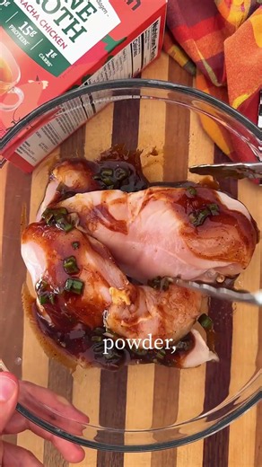 Sriracha Honey Barbecue Chicken #bbq