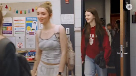 Edutopia on Instagram: "Get your class off to the right start: a Board Splash invites students to generate fresh ideas!💡🌊⁠ ⁠ If you’re looking for a new bellringer activity, this quick and easy warm-up primes students to think creatively and gets them in the mindset for class. Here’s how it works in teacher Karla Hilliard’s ELA class!"