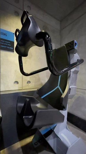 Check out VelociCoaster’s restraint device!🦖⏩#rollercoaster #amusementpark #universalorlando #rides