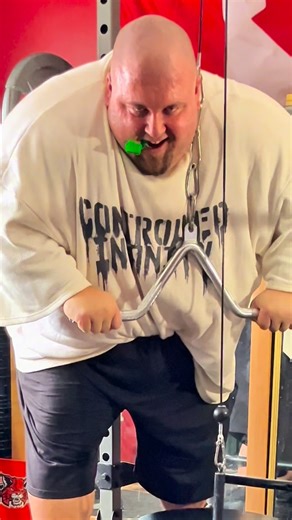 Andrew Richard on Instagram: "235lb/107kg push downs on a single pulley"