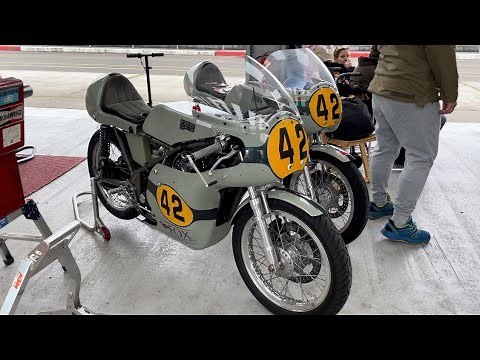 Classic Motorcycle Racing: CRMC Pembrey 7 April 2024