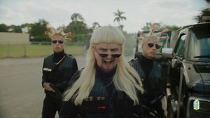 1.2M views · 53K reactions | “Life Goes On Remix” music video is out now! Watch here: https://youtu.be/2e54Oy_bqEk | Oliver Tree | Facebook