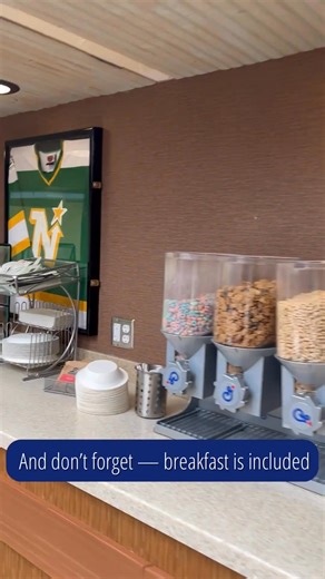 No school = more fun 💦 Make MLK Weekend a family escape at Edgewater Hotel & Waterpark. 🍳 Don’t forget — breakfast is included with every stay 👨‍👩‍👧‍👦 A family-friendly hotel perfect for a winter getaway Warm spaces, happy kids, and an easy long weekend in Duluth. 👉 Book your MLK Weekend stay now #MLKWeekend #EdgewaterHotel #FamilyGetaway #HotelBreakfast #WinterGetaway #DuluthMN #MidwestFamilyTravel | Edgewater Hotel and Waterpark