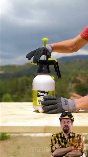 Butch RÉAGIT à la construction d'un kiosque confortable pour votre jardin