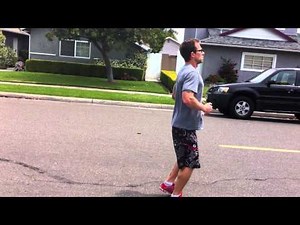 Alternating foot pulls / Forward Lunge