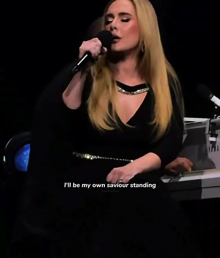 Adele's Turning Tables: A Concert Highlight