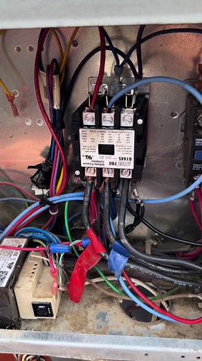 How to Replace a Contactor in HVAC Systems