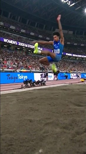 Furlani leaps to 8.39 PB to grab gold in Tokyo #worldathleticschamps #mattiafurlani
